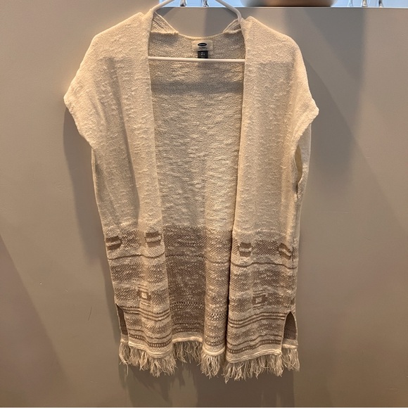 Old Navy boho sleeveless cardigan with fringe detail - Picture 1 of 5